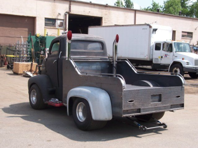 Custom fabricated truck bed